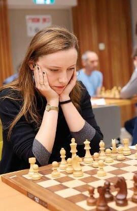 יוליה במשחק שחמט