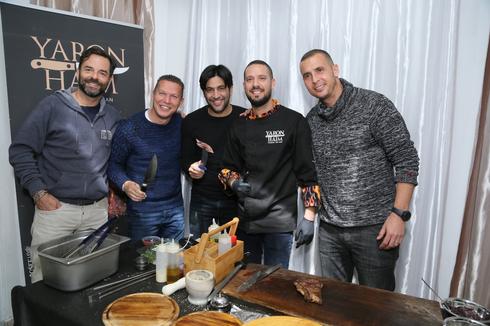 יניב סקירה חגג יום הולדת וחשף כישרון נסתר של ברק בכר (וידאו)